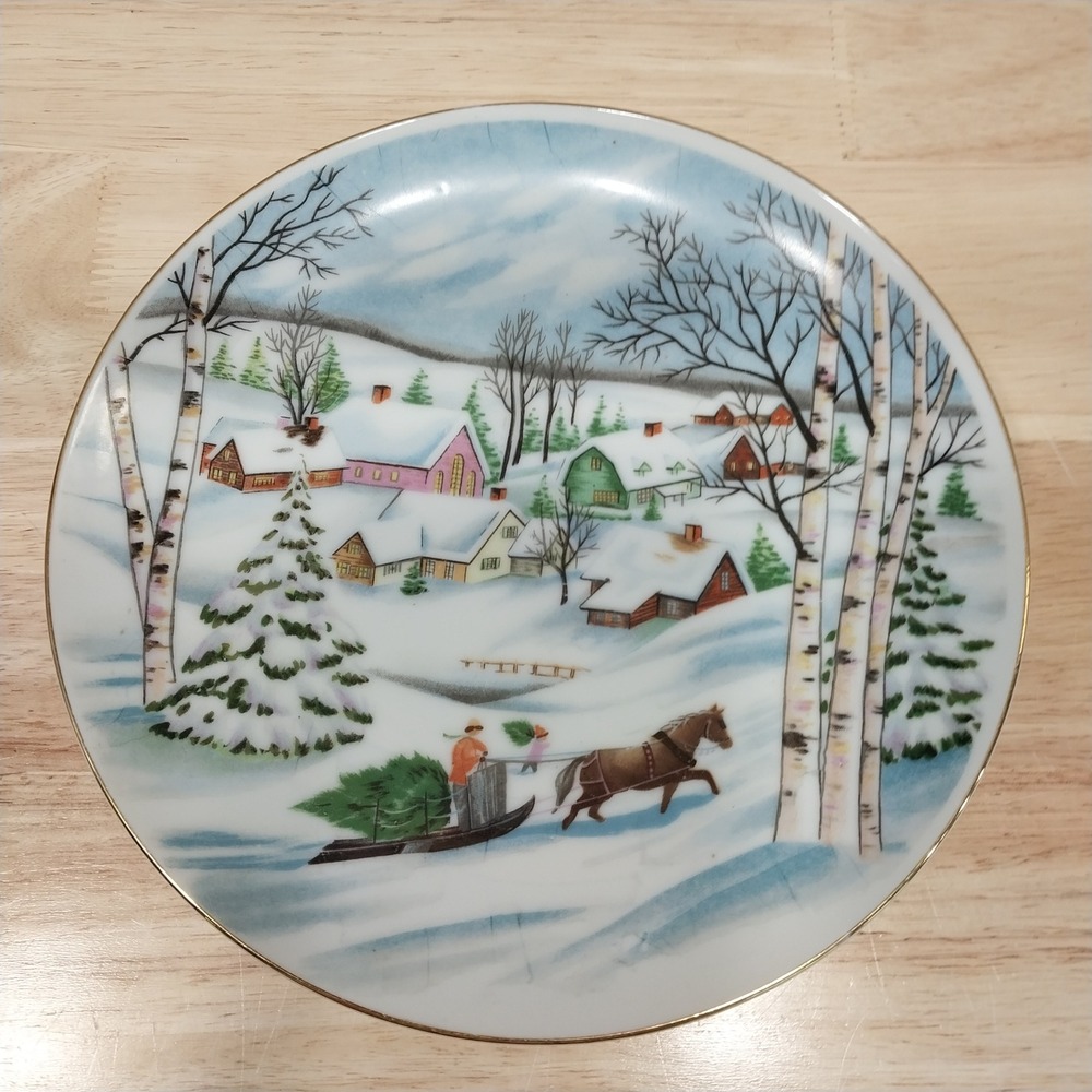 Lefton China Decorative Plate Winter Village Scene 8in  004